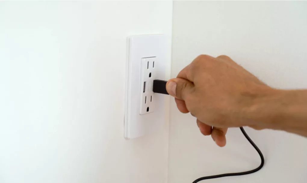 While it'll come with a hookup as standard, the Minim Workspace can optionally operate off-grid with a roof-based solar panel and a battery array