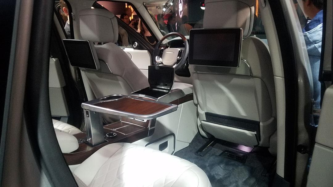 The new 2018 Range Rover SVAutobiography is all about rear legroom