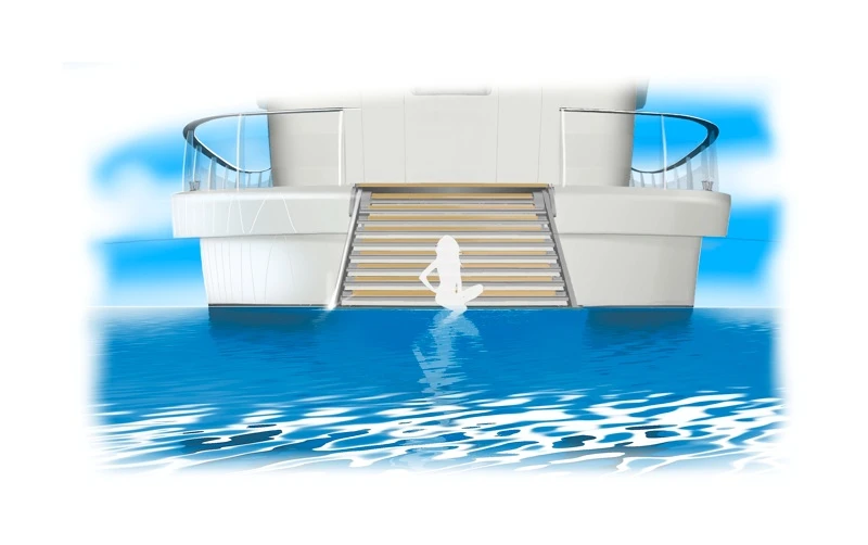 Steps at Qi's stern provide easy water access