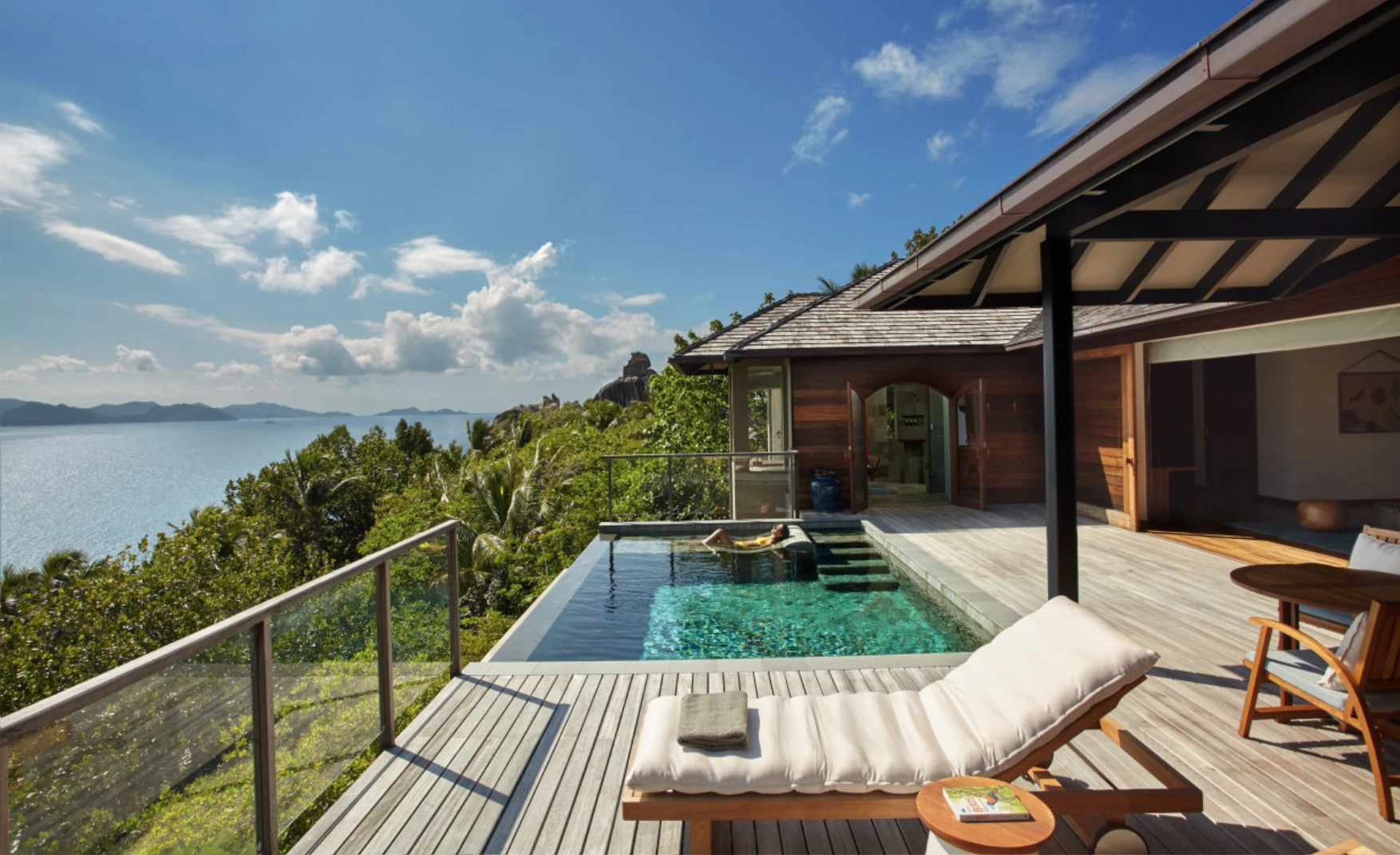 Six Senses in Seychelles earned a Special prize for an Exterior Hotels at the 2018 Prix Versailles World Architecture Awards
