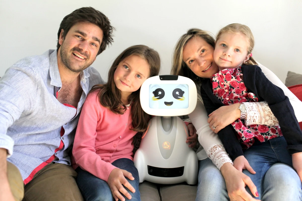 The Buddy robot features a camera, ultrasound, infra-red and thermal sensors, a range-finder sensor, a temperature sensor and ground detectors
