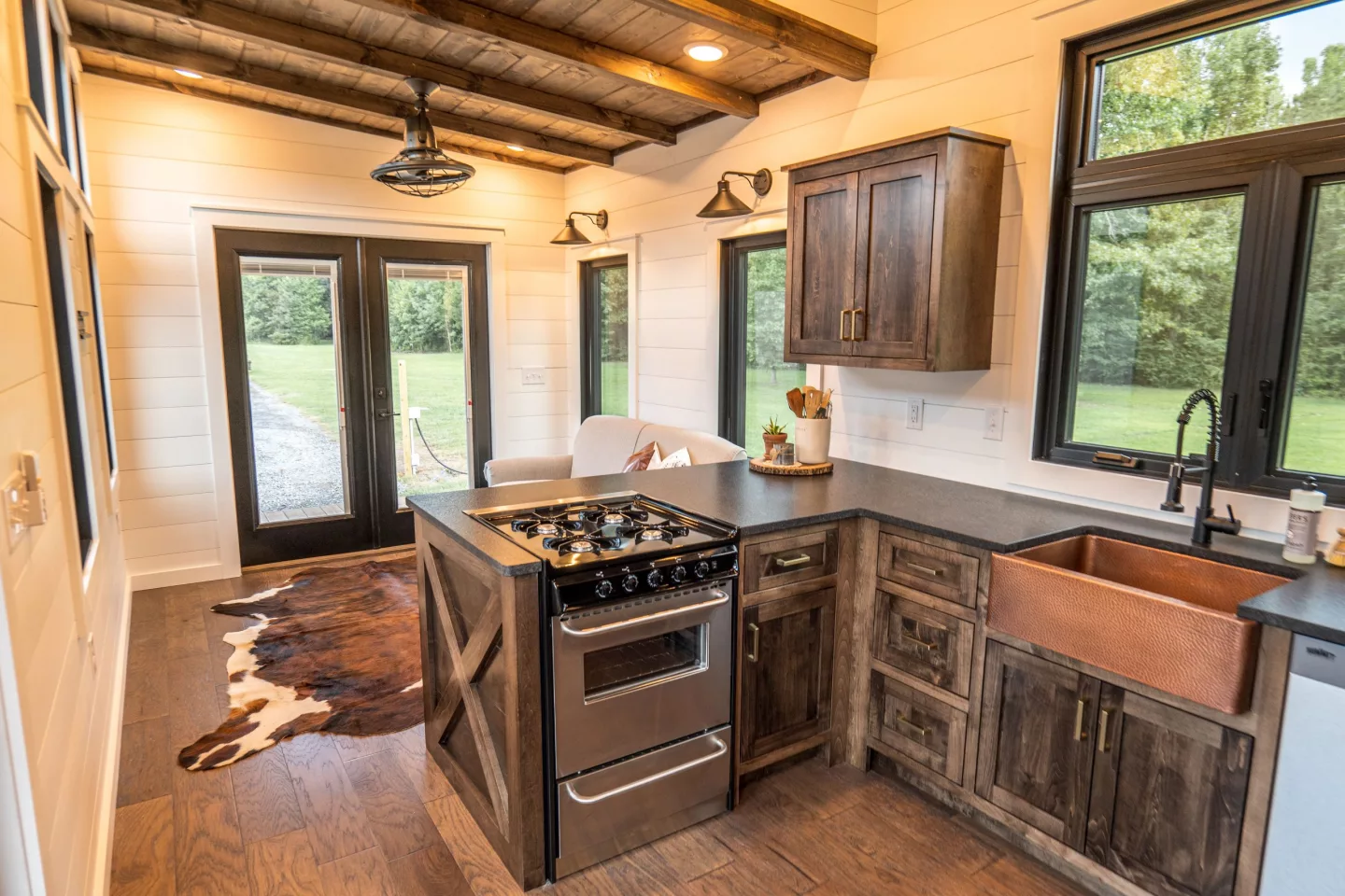 The Big Sky's L-shaped kitchen includes a dishwasher and a large fridge/freezer