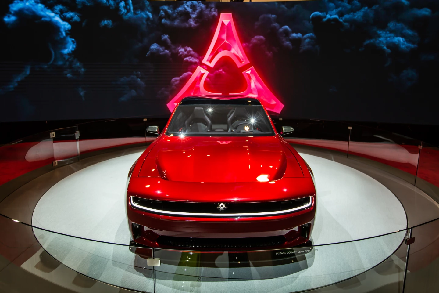 The Dodge Charger Daytona SRT Concept definitely has a distinguishing look to it