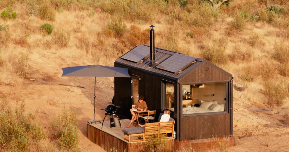 Top 10 tiny houses that embrace off-grid freedom