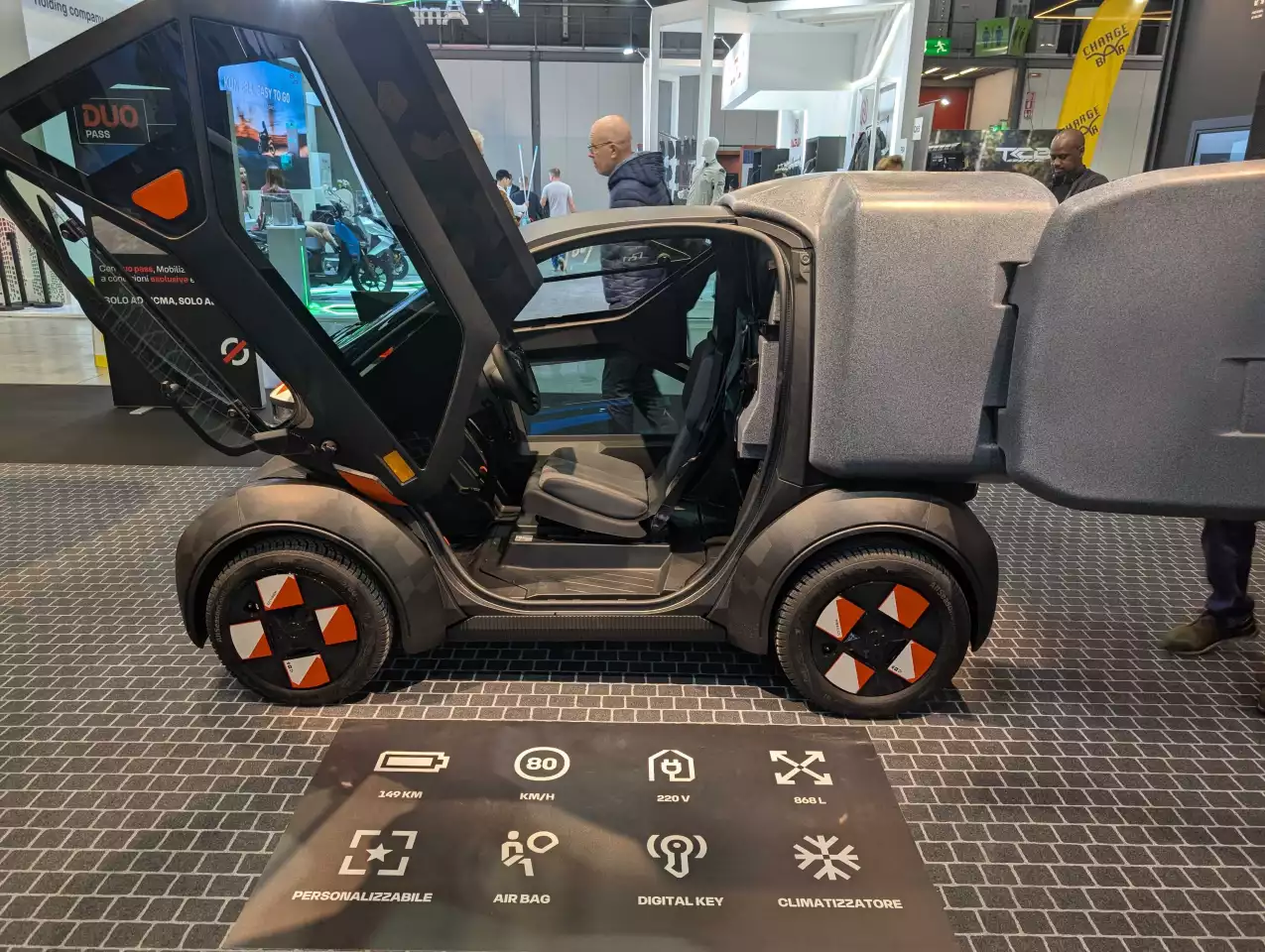 The Bento has a top speed of 80 km/h and per-charge range of up to 149 km