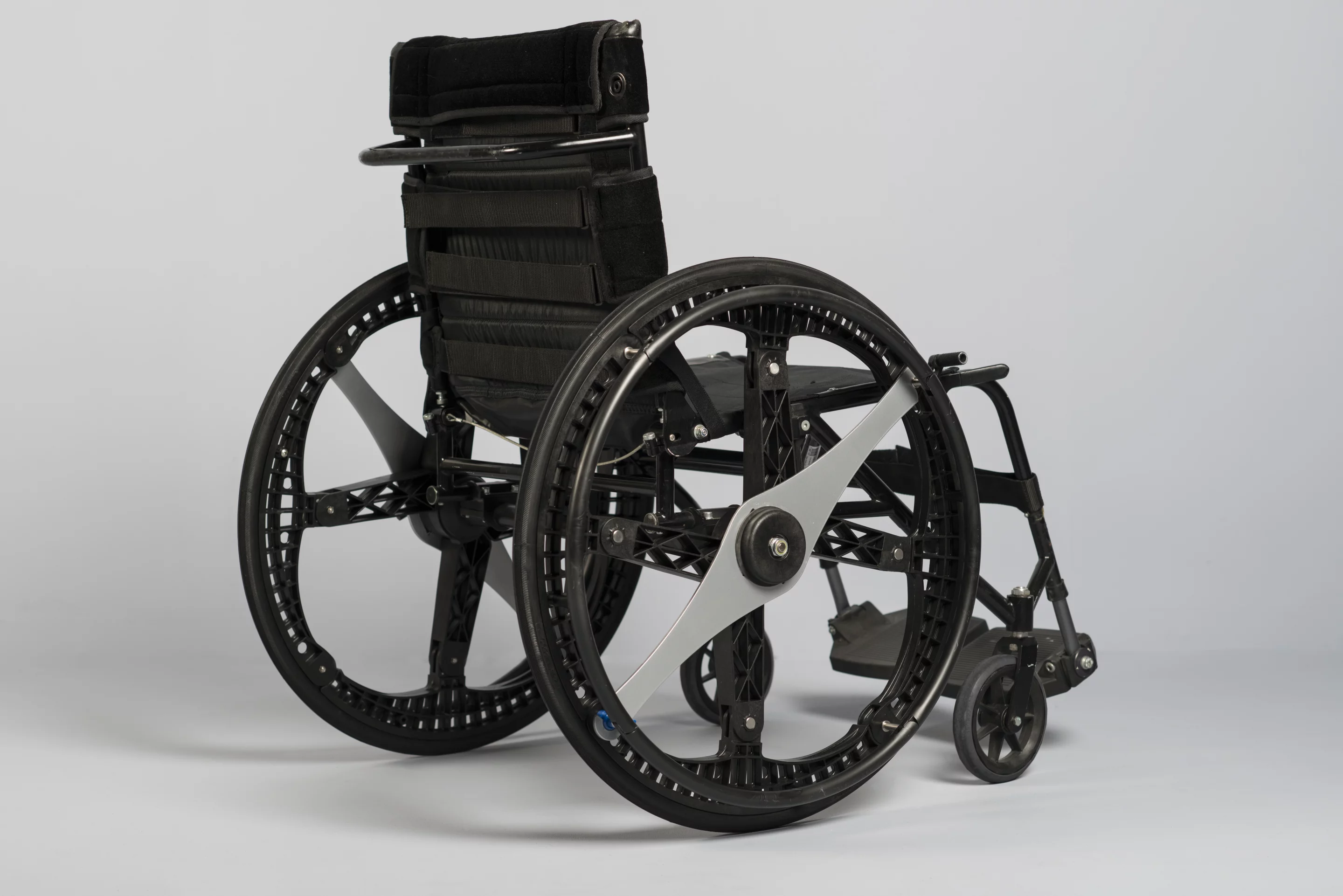 Originally created for use with folding bicycles, the designers changed focus in response to requests from the disabled community