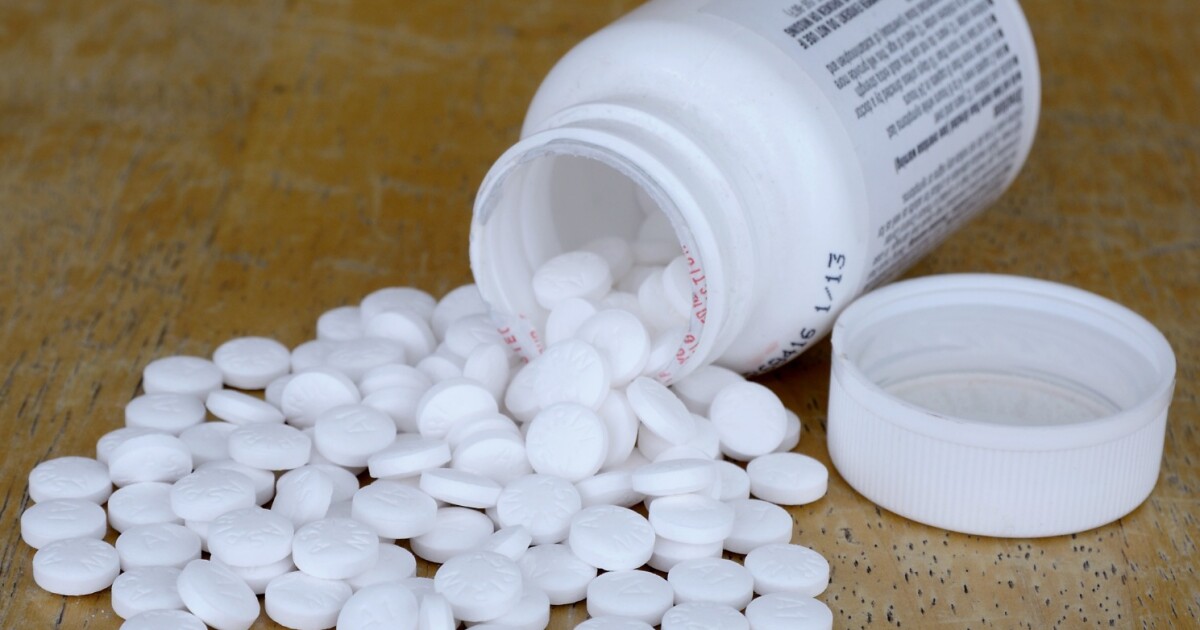 Can aspirin reduce Alzheimer's symptoms? Not really