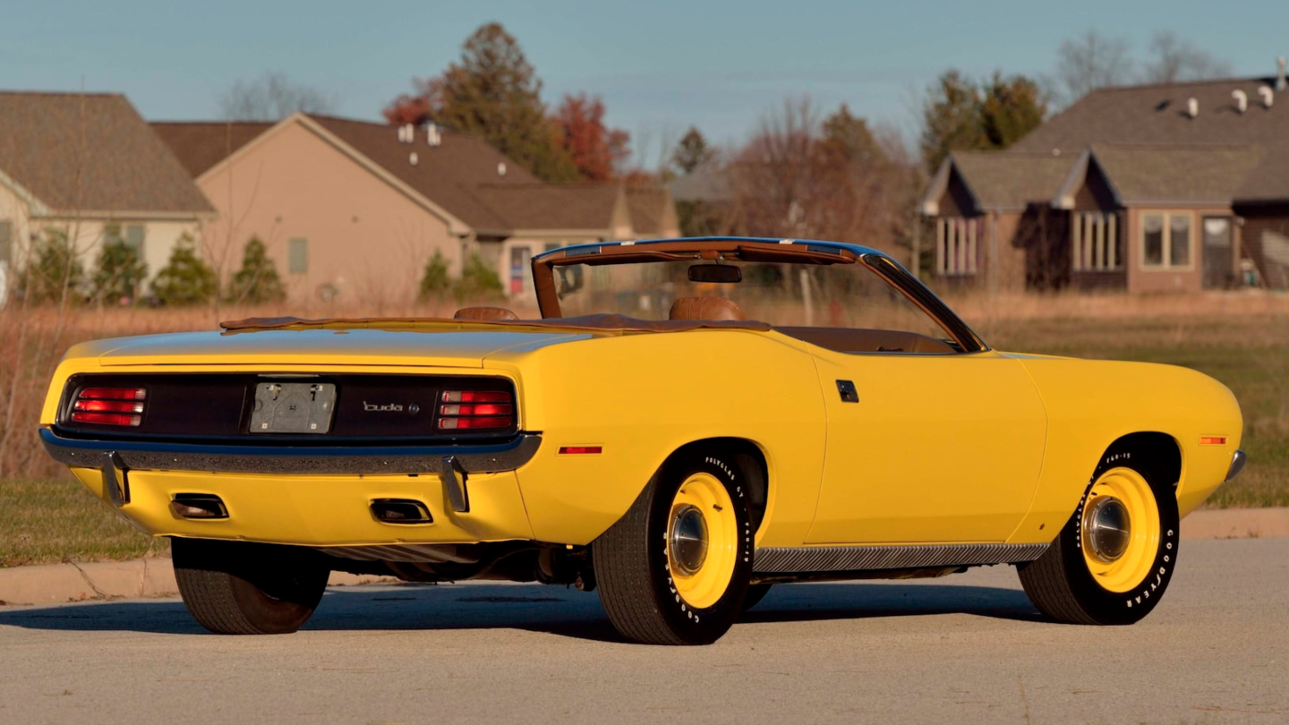 This 1970 Plymouth Hemi Cuda Convertible failed to reach reserve, achieving a high bid of $2,100,000 at Mecum's 2022 Kissimmee sale on 14 January 2022