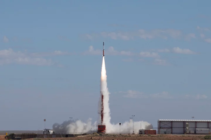 HiFiRE 5B lifting off from Woomera