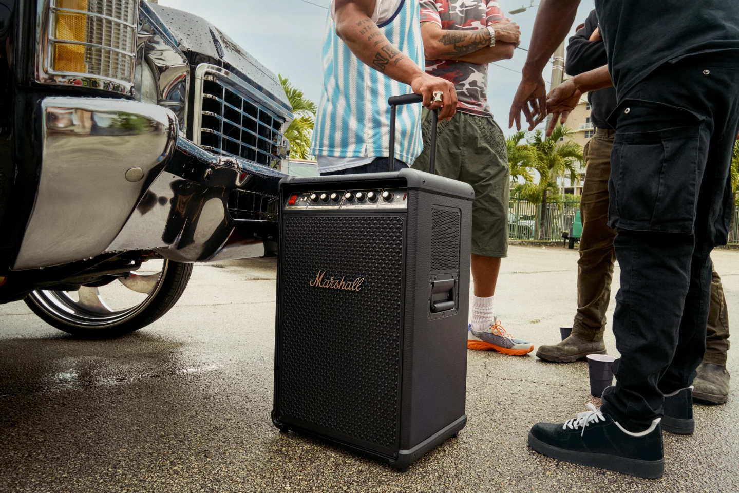 The Bromley 750 is home to a 40+ hour battery, and a powerful sound system comprising eight amplifiers driving two woofers, two mid-speakers and four tweeters