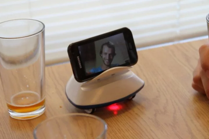 Botiful is a Skype-based telepresence robot, designed to work with Android smartphones