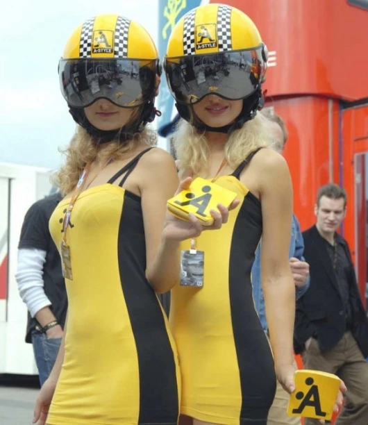 A-style promotional girls at the A-style Grand Prix of Japan