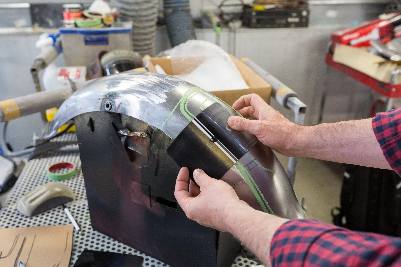Pin striping was essential in reproducing the classic BMW Motorrad styling