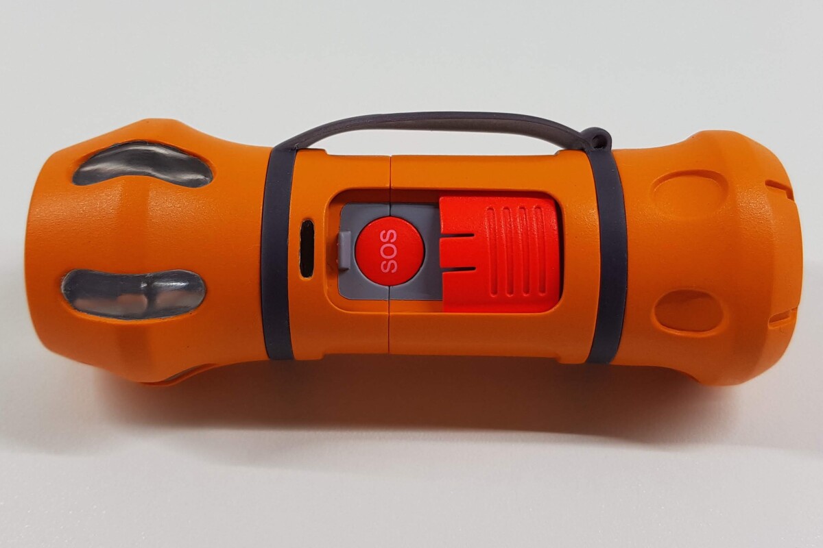 Li'l rescue device calls satellites for fee-free help