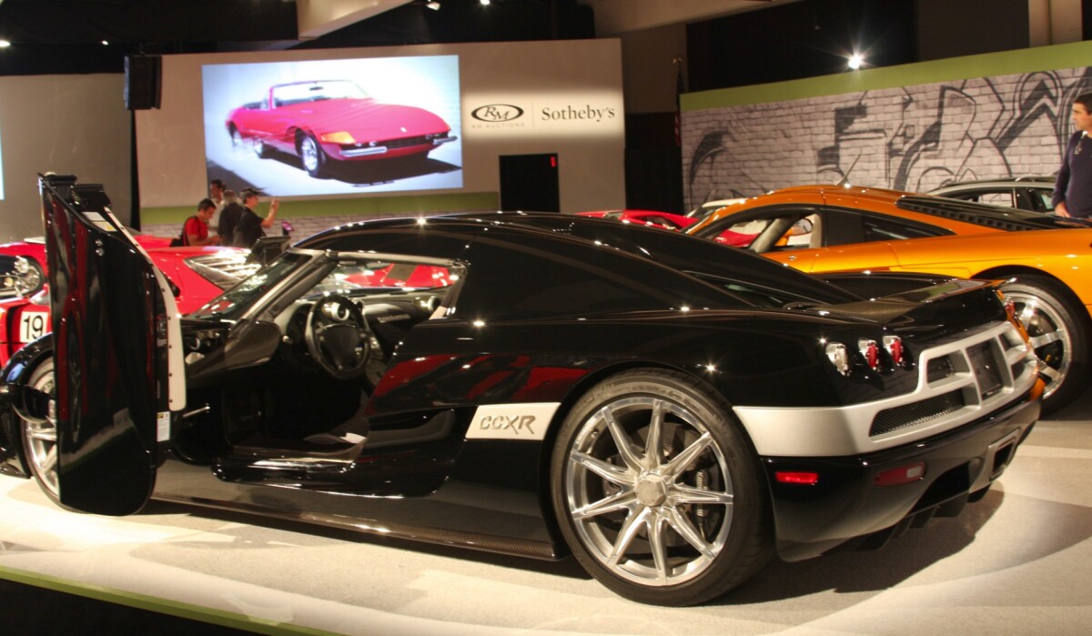 Lot 122 was a 2008 Koenigsegg CCXR. It was expected to sell for between $900,000 and $1,300,000 and sold for $825,000. As it was the first of this model to appear at auction, it set an inaugural world model record.