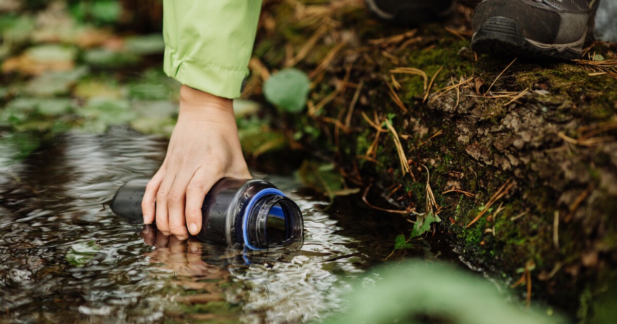 Sunlight-activated powder disinfects water in just 60 seconds Sunlight-activated powder disinfects water in just 60 seconds