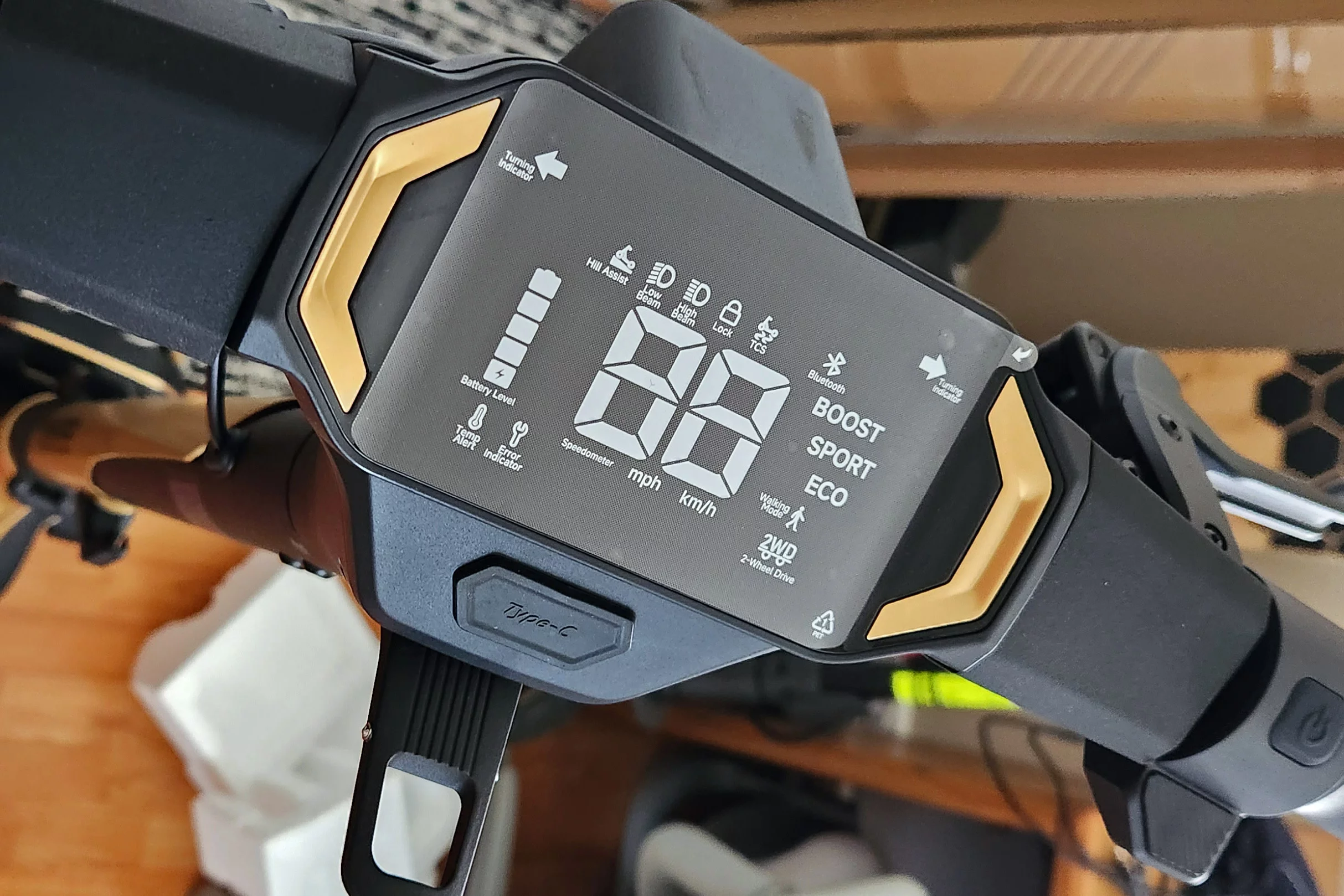 Oh, I do love that first peel while unboxing! These are all the pretty things you'll see on the dash ... Ideally not temp or error though. I haven't seen those yet. It even has a USB C charge port!