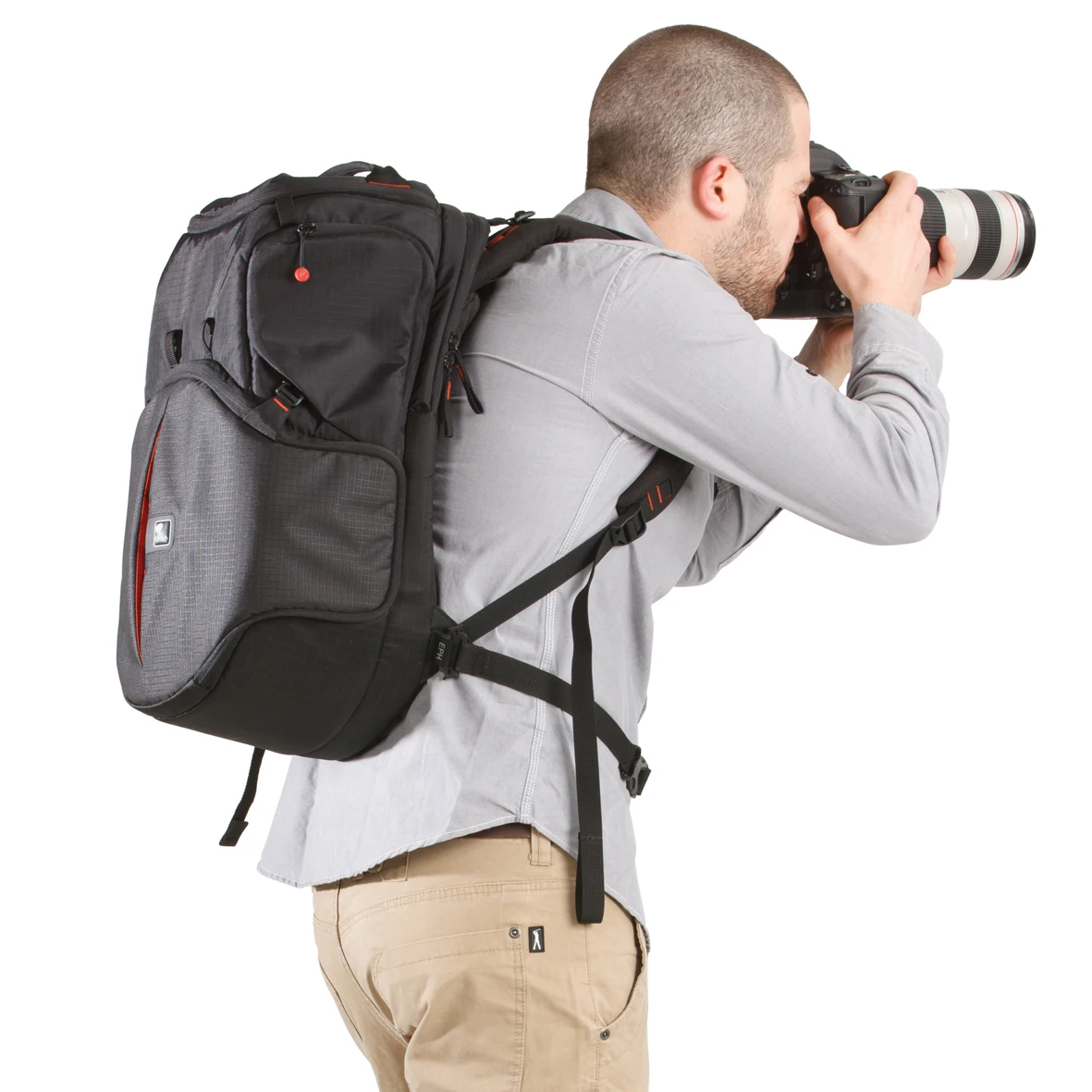 A foam Spine Guard on the back, along with padded shoulder straps and clasps for the chest and waist, ensure that the bag is comfortable to carry, even when filled with gear
