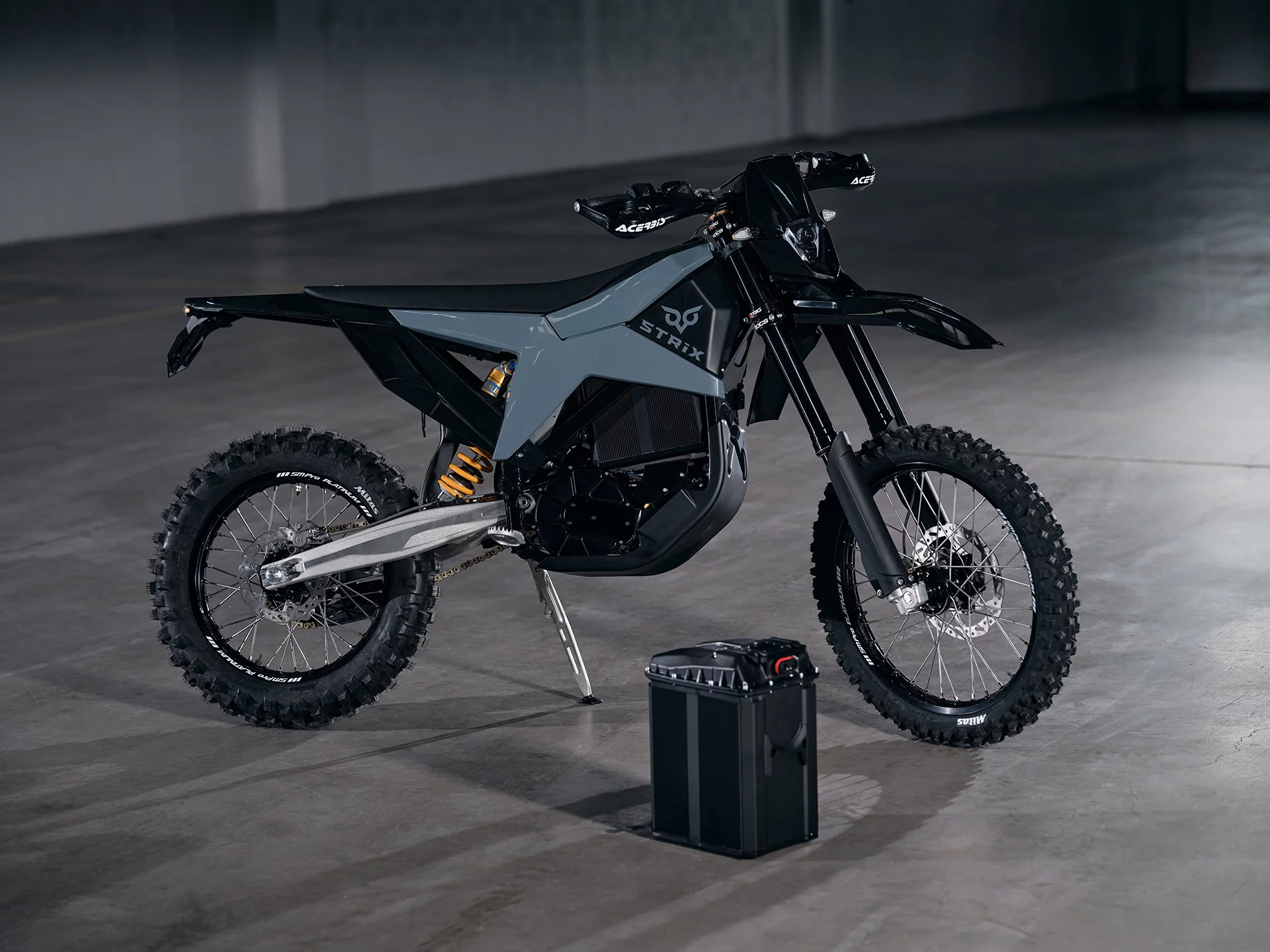 The STRiX enduro is based on a military and defense platform