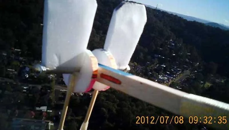 Airflow alignment with the rotors rotational axis is the key to successful transition between flight modes