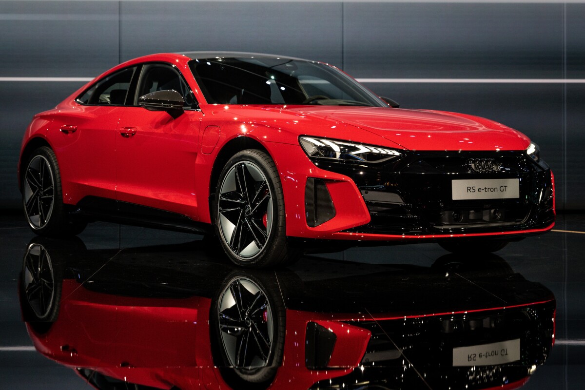 Audi Unveils Its All Electric E Tron Gt Performance Saloon