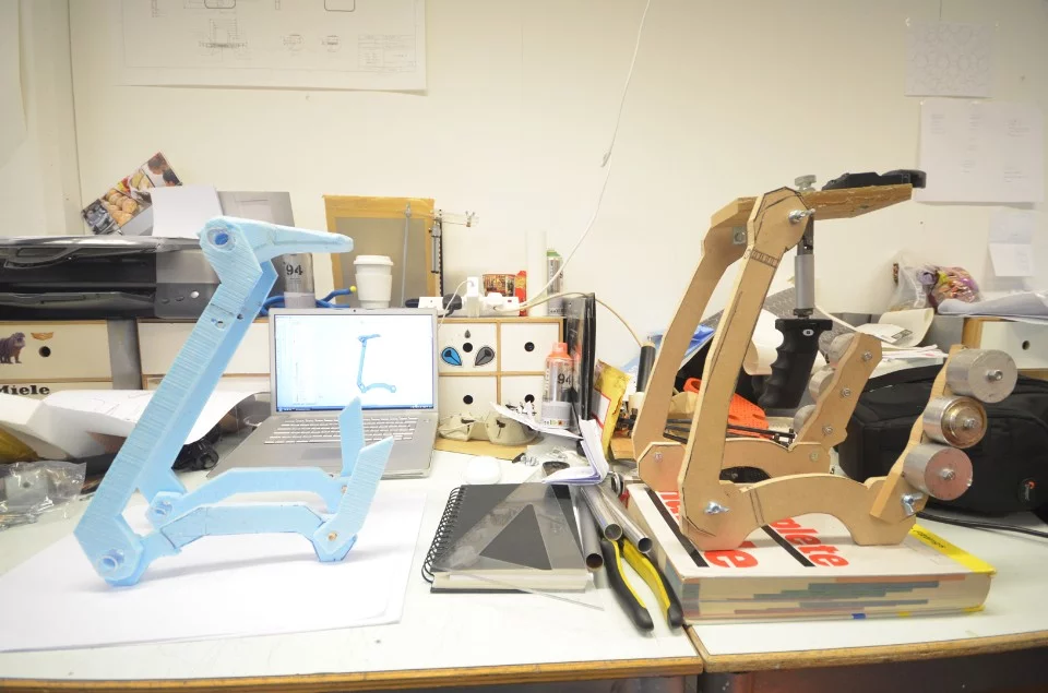 Early construction models of the Duopod