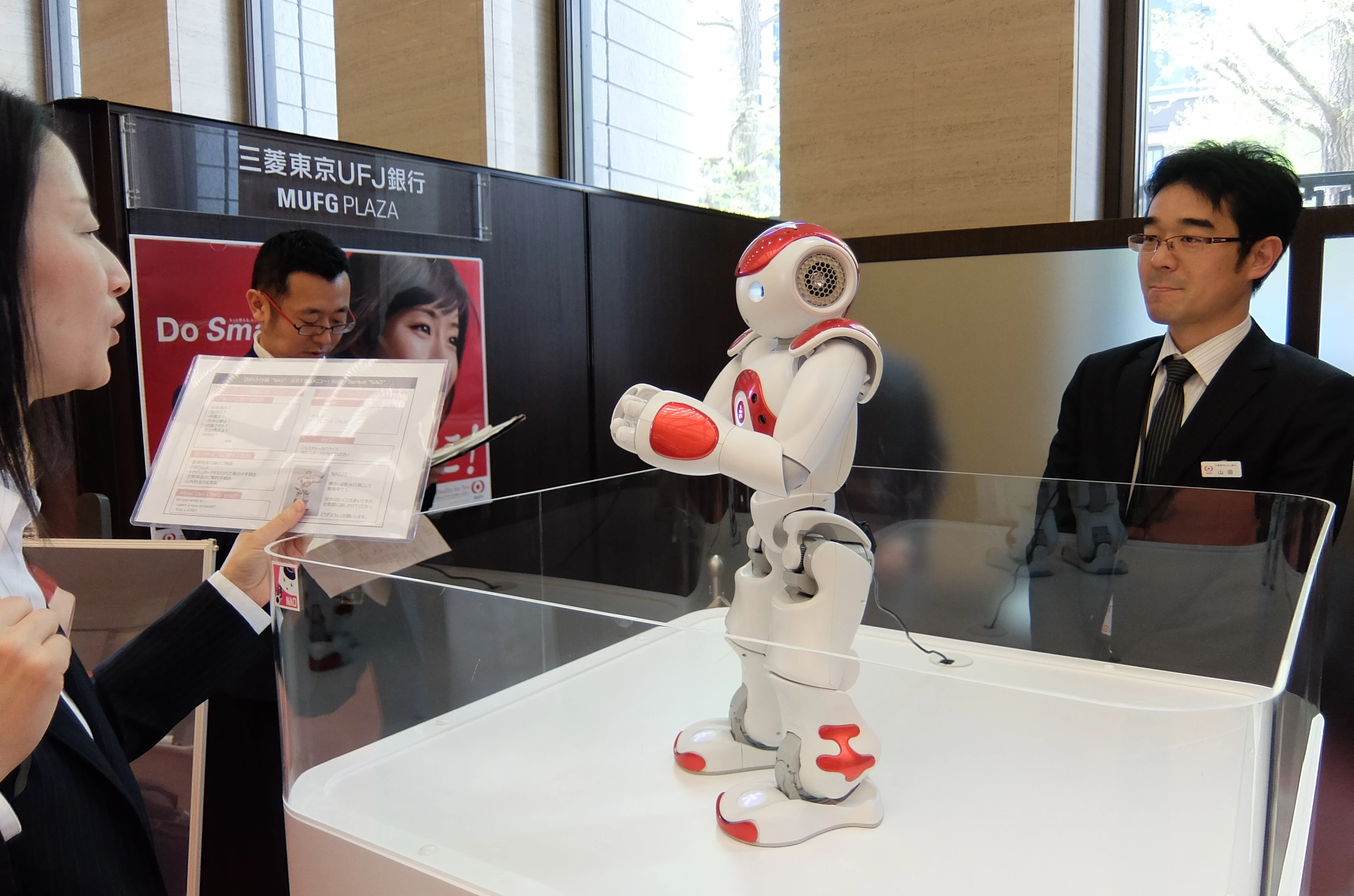 Customers were encouraged to ask questions from a pre-printed list of known words and phrases for NAO (Photo: Stephen Clemenger/Gizmag.com)