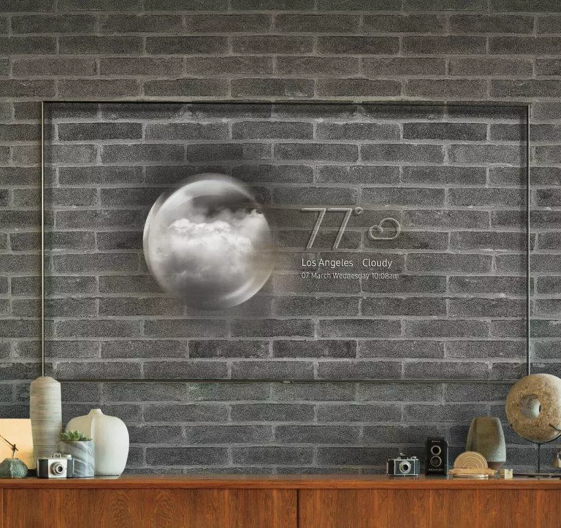 Samsung's 2018 QLED TVs have a transparent cable connecting power and audiovisual devices