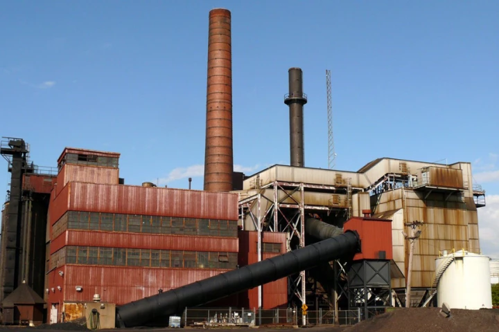 Storing excess energy could help base supply power plants meet spikes in demand (Image: 0x6612390)