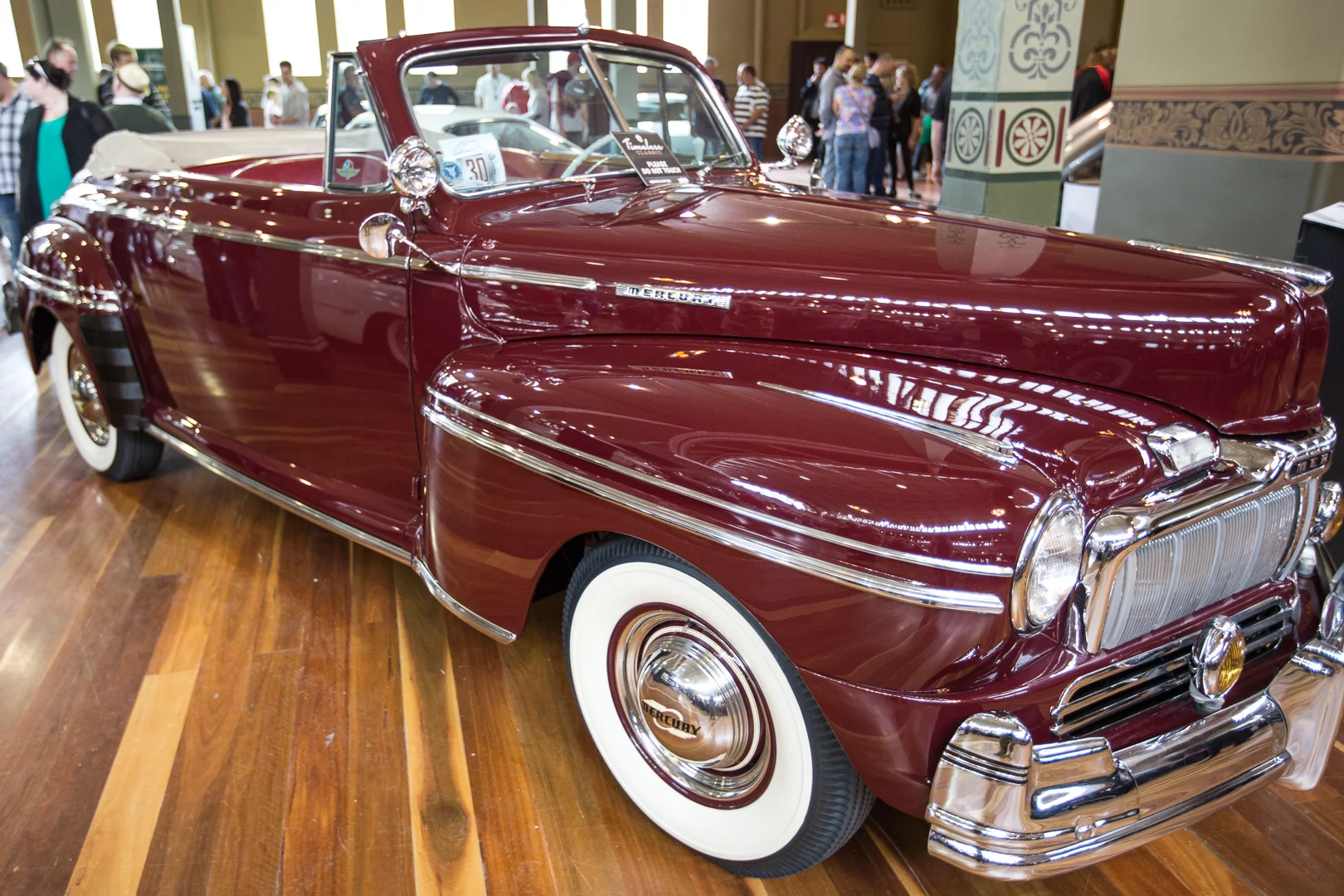 The 1948 Mercury 89M Convertible used a longer 118-inch wheelbase than contemporary Fords (Photo: Nick Lavars/Gizmag)