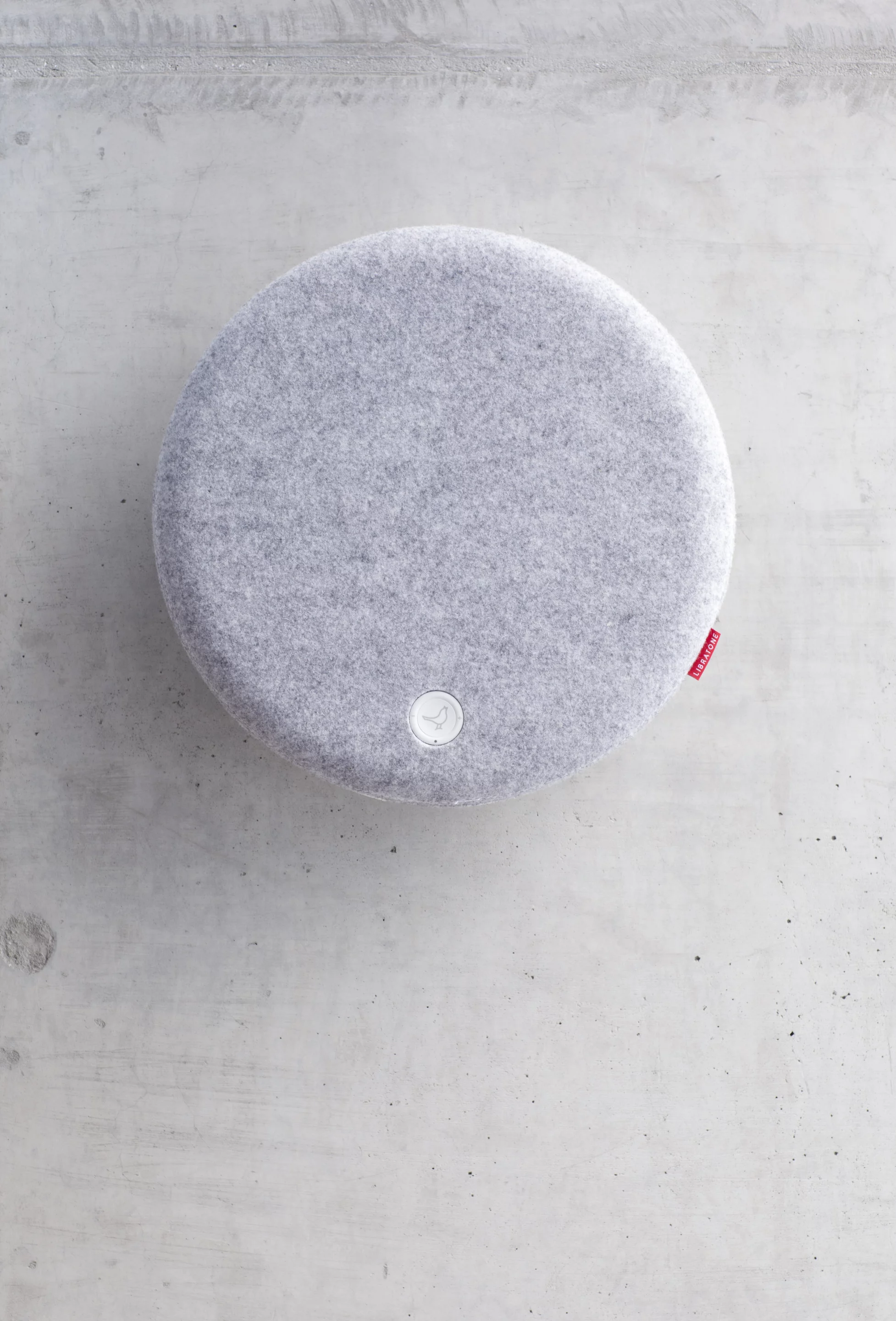 Though the Loop is AirPlay and DNLA capable, it also features the company's PlayDirect technology for wireless playback without the intervention of a home router