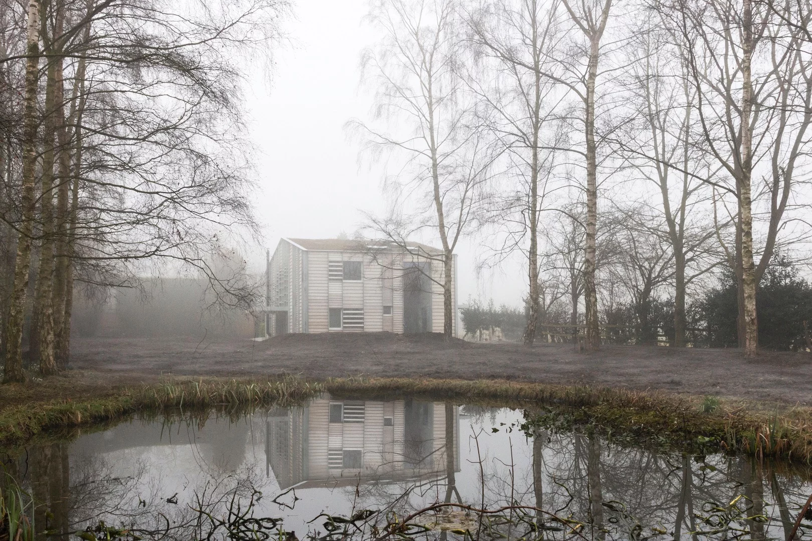 Old Shed New House involved turning an agricultural shed into a remarkable property containing a residence, private library, and art gallery