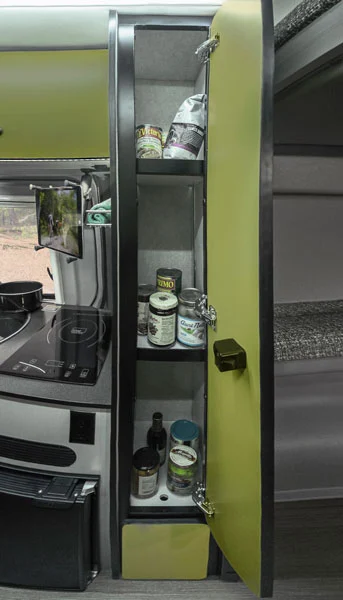 Kitchen pantry