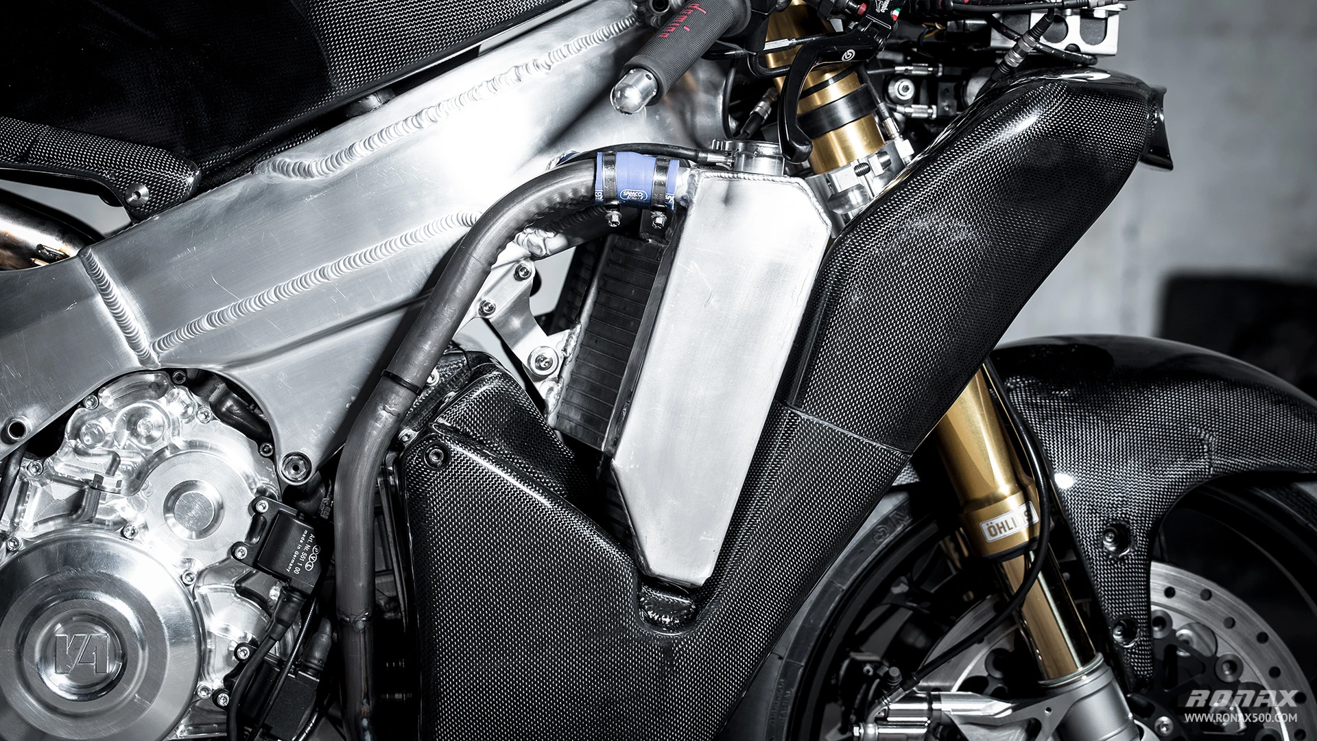 Aluminum frame, engine cases and radiator for the Ronax 500