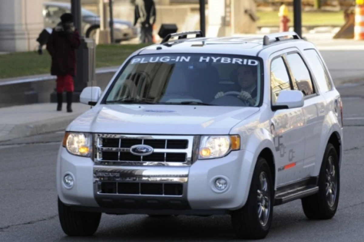 Ford plug-in hybrid Escape