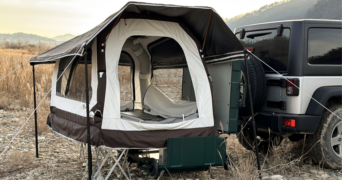 Rolling tent hitches a ride and inflates into above-ground abode Rolling tent hitches a ride and inflates into above-ground abode
