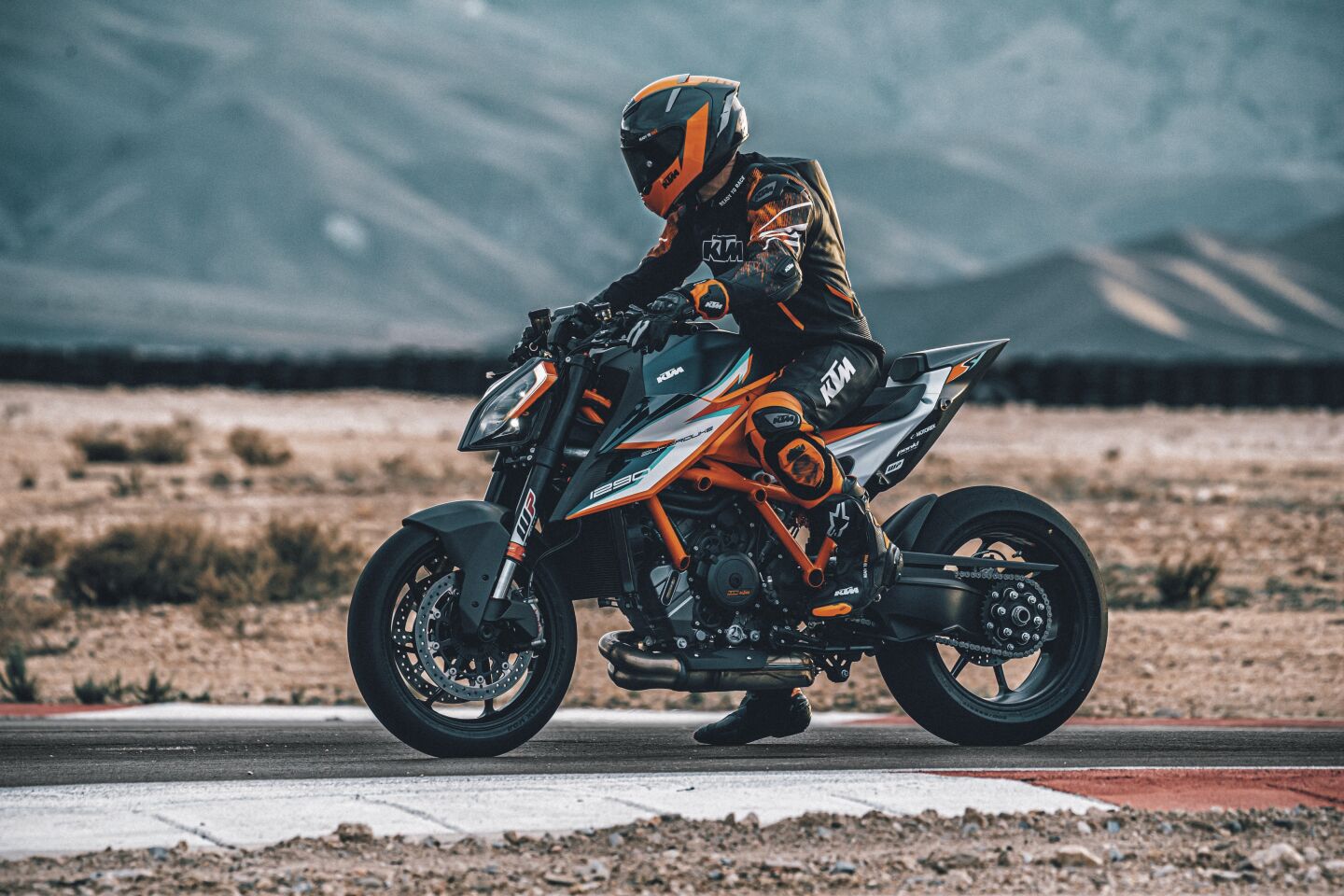 KTM's new 1290 Super Duke RR All class, with more Rs KTM's new 1290 Super Duke RR All class, with more Rs