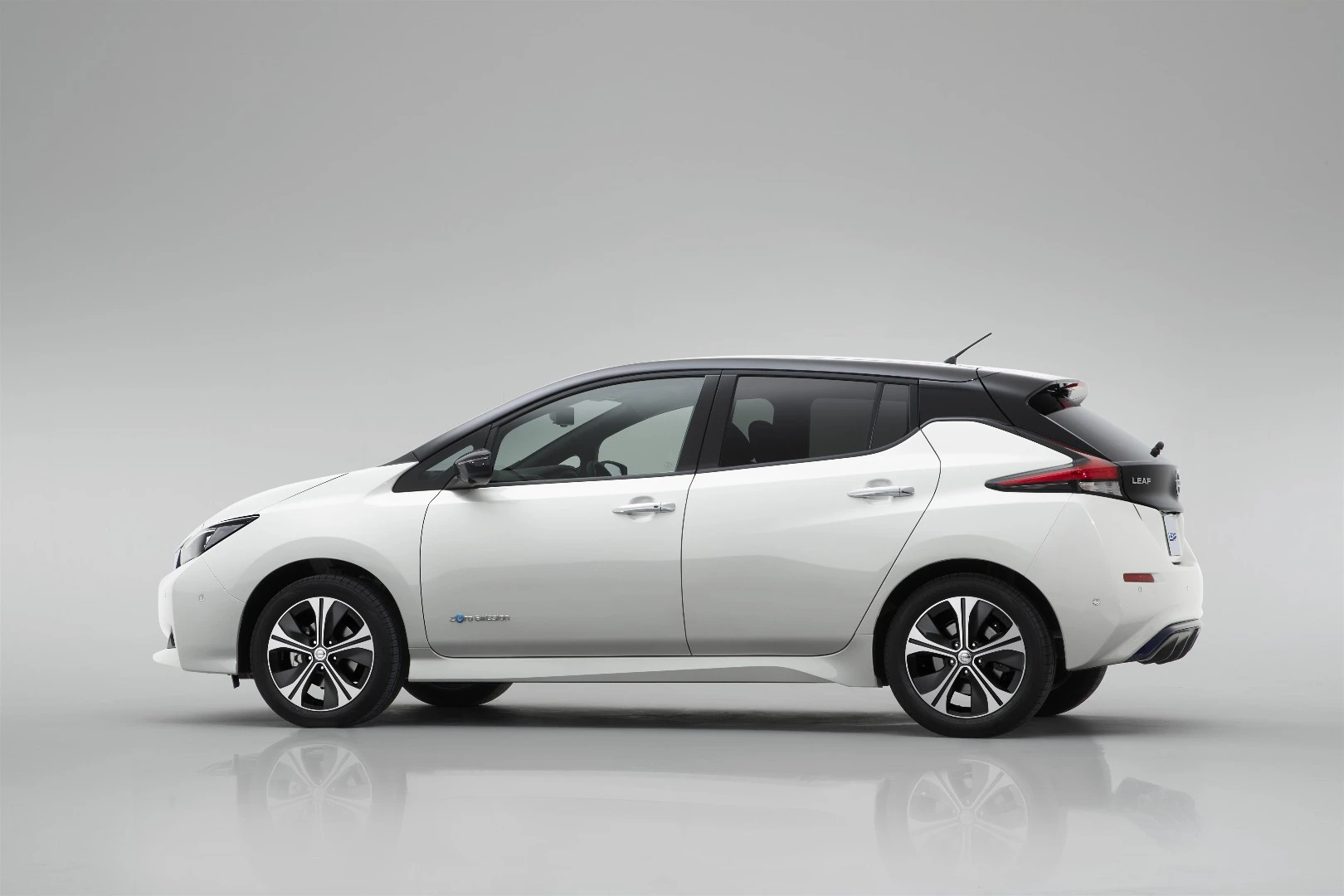 The Nissan Leaf has 110 kW of power and 320 Nm of torque
