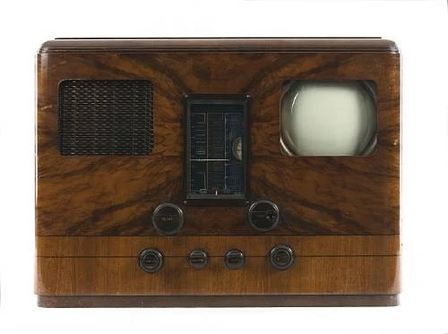 A very rare 1938 HMV table model television and wireless. Remarkably, the auction estimate is only £2,200 - 2,800