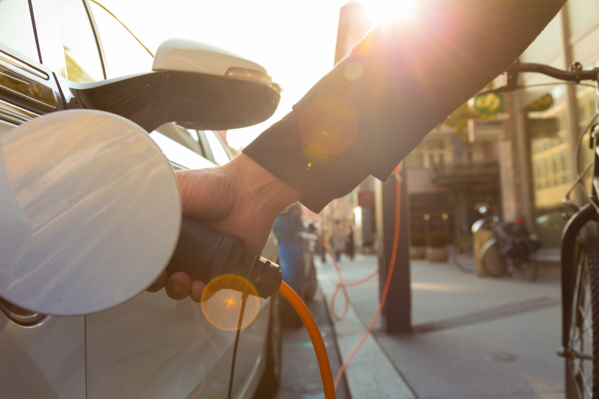 Can the man who helped invent the original lithium ion battery leave another lasting legacy in the form of longer-lasting EV batteries?