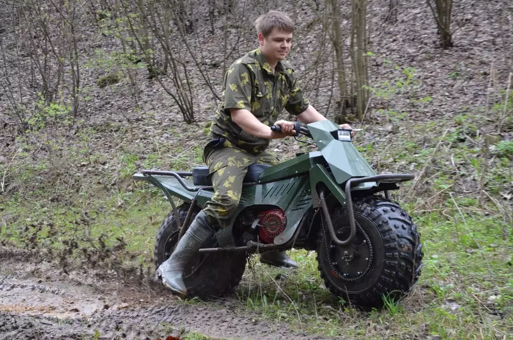The Taurus 2x2: fat wheels, two wheel drive, foldable design... Oh, those Russians