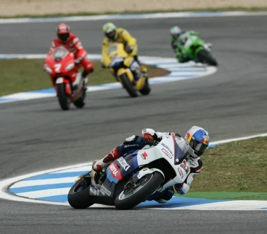 Hopkins before his crash had many good riders behind him, including Carlos Checa, Troy Bayliss and Shinya Nakano. Had he stayed upright, he might have finished as high as fourth.