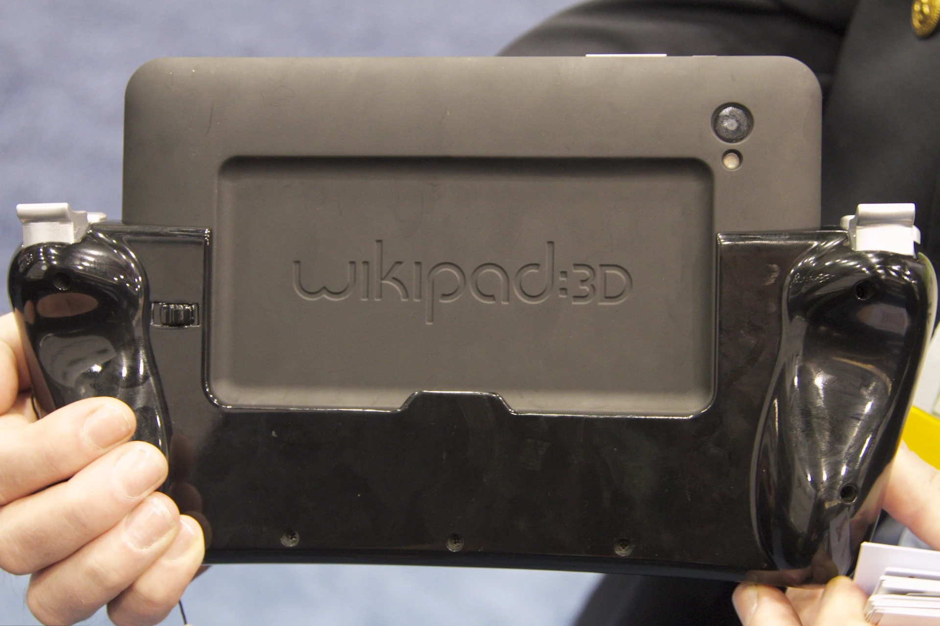 Wikipad will ship with a rubberized rear coating