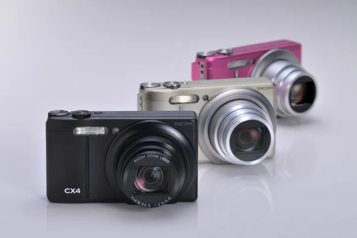Ricoh has unveiled the successor to its popular CX3 compact superzoom - the appropriately named CX4 - with a new body design, tracking auto-focus and improved image stabilization