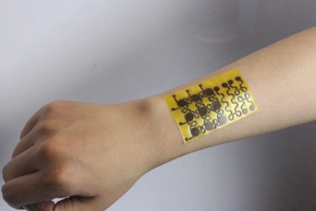 The electronic skin is described as malleable, can be healed when cut and is fully recyclable