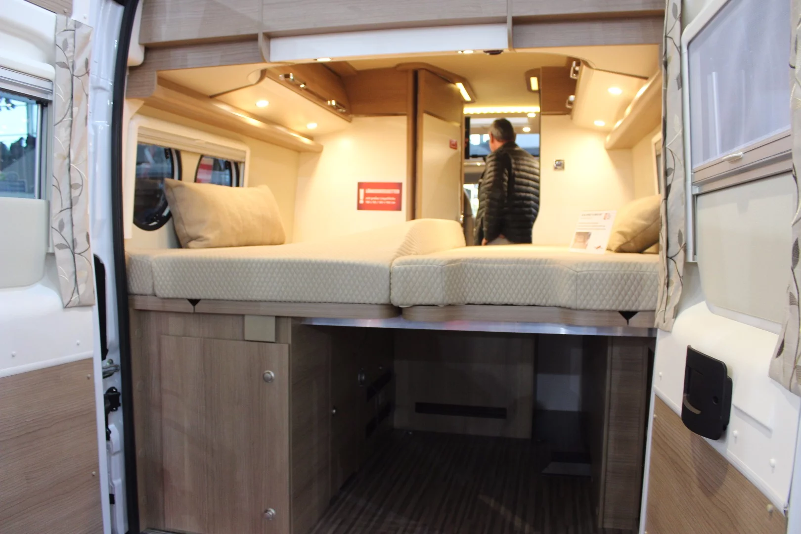 Rear bed in the Malibu Charming GT 640 LE