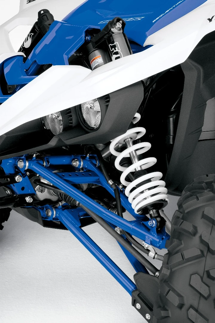 The Fox shocks offer 406 mm (16 in) travel at the front wheels and 432 mm (17 in) at the rear