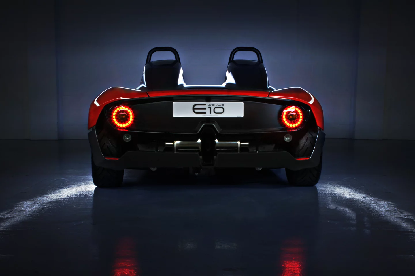 Zenos E10 rear
