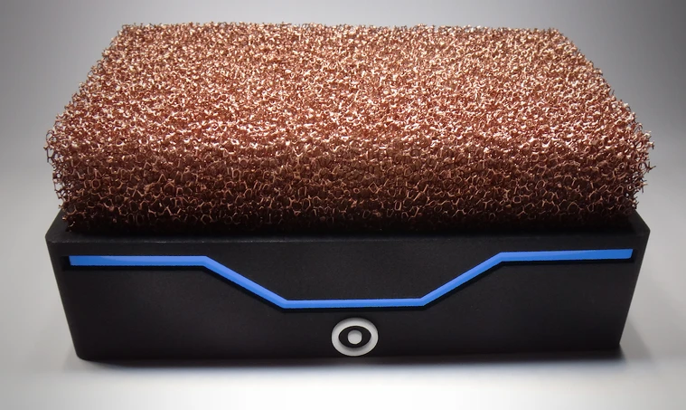 The Silent Power PC uses an open-air metal foam heatsink for passive cooling