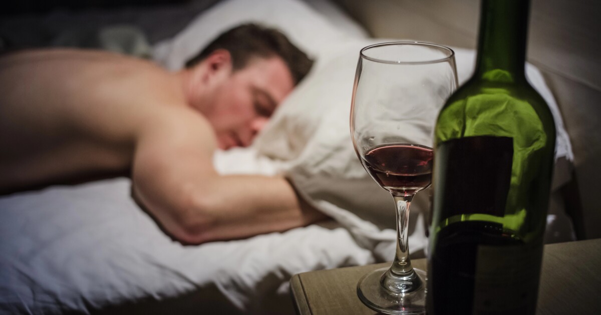 weekend habits worsen sleep apnea risk weekend habits worsen sleep apnea risk